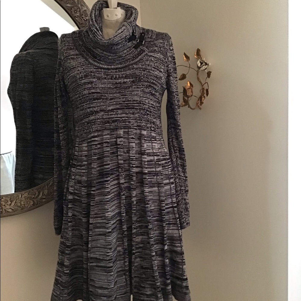 Dana Buchman Short Knit Dress Black Gray